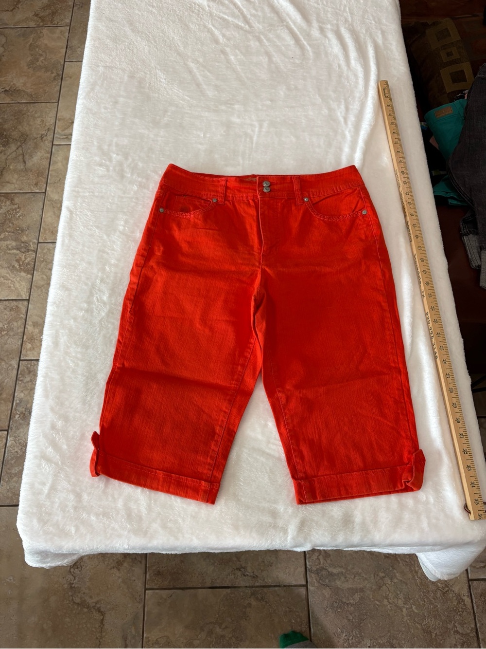 Women’s Bright Red/Orange Mid-Length Denim Capris